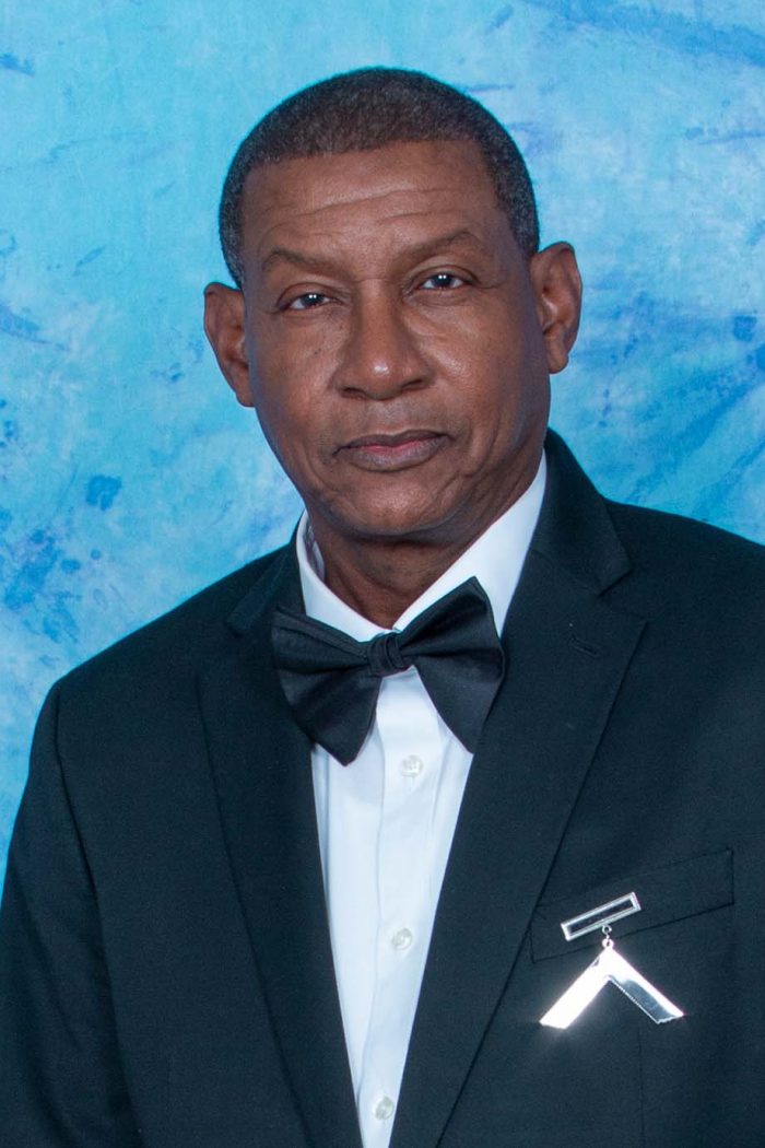 #6 Robert L. Parker 5172_1