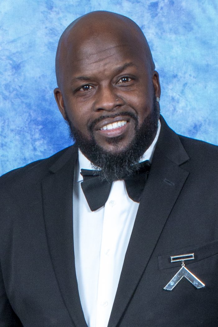 7-S.-Lamont-Brown_4589